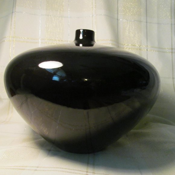 MODERN ART DECO!!----- IKA------ VASE  BLACK  ROUND!! - Picture 1 of 16
